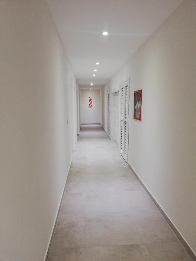 Cq Mitre Aparthotel Пуерто Мадрин Екстериор снимка