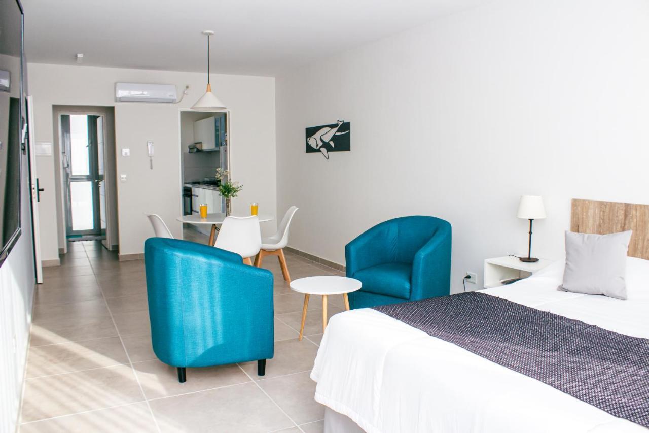 Cq Mitre Aparthotel Пуерто Мадрин Екстериор снимка